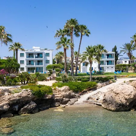 Aparthotel Rododafni 3*