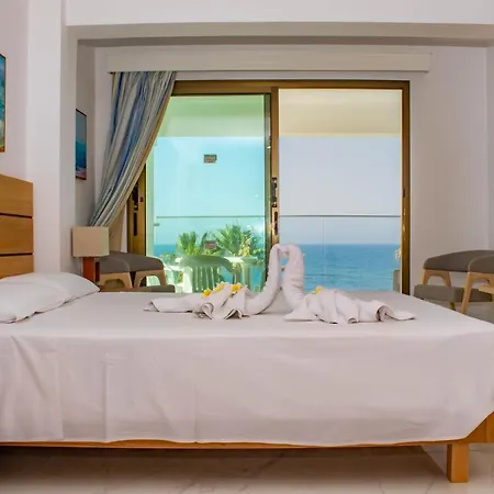 Rododafni Aparthotel Klorakas