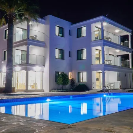 Rododafni 3* Klorakas