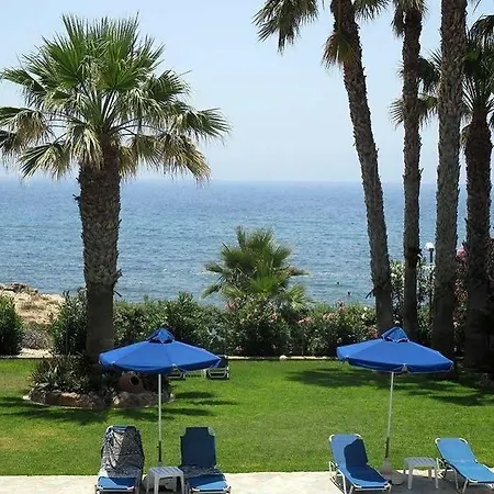 Aparthotel Rododafni 3*